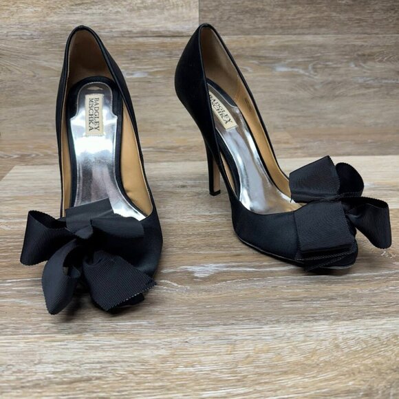 Badgley Mischka Black Satin Peep Toe Heels Women's Size 9.5 - Picture 6 of 6